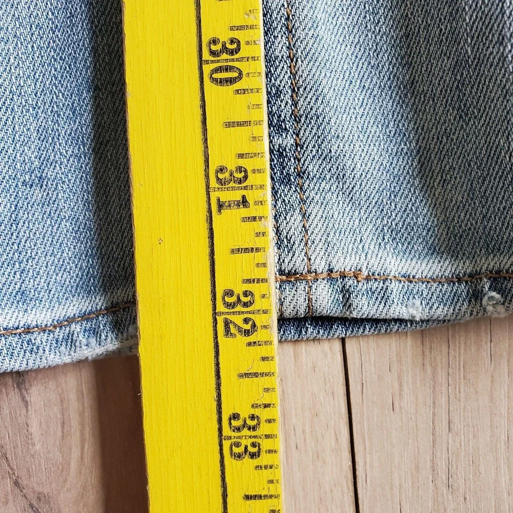J.Crew The Sutton Jeans Mens 30x32 Blue Light Wash Slim Straight Stretch Denim